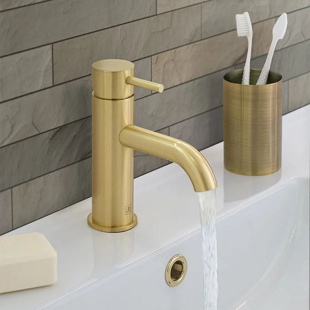 Just Taps Plu JTP Vos Brushed Brass Single Lever Basin Mixer 3 Just Taps Plu JTP Vos Brushed Brass Single Lever Basin Mixer