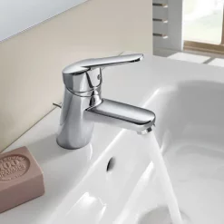 Roca Victoria V2 Chrome Basin Mixer Tap With Pop-up Waste