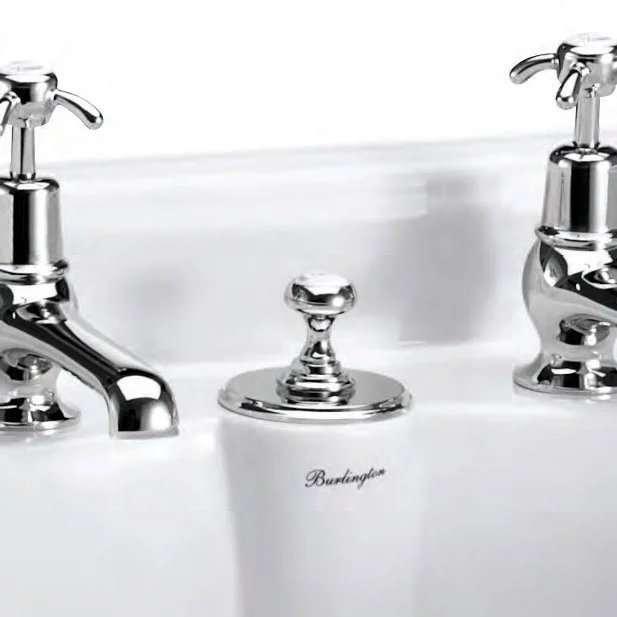 Urlington Bathroom Burlington - Anglesey 2TH Bridge Curved Spout Basin Mixer (230mm Centers) W Invisible Overflow 6 Urlington Bathroom Burlington - Anglesey 2TH Bridge Curved Spout Basin Mixer (230mm Centers) W Invisible Overflow - Image 4